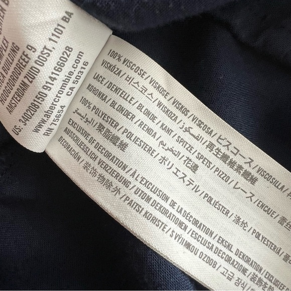 Hollister juniors blouse lace design - Picture 4 of 4